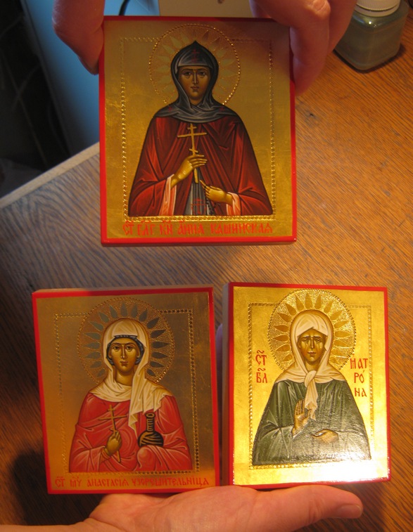 Малые иконы с избранными святыми